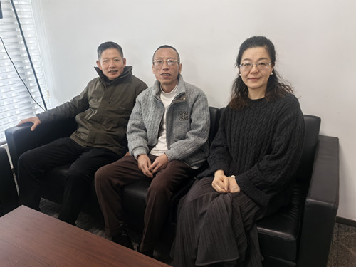 ��ϵ���ѵ�Ա  ���ݹ�����ů  ��һ��ҵ����֧���߷�ο�����ѵ�Ա